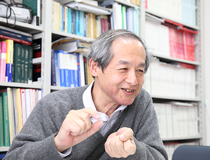 中澤 隆　教授